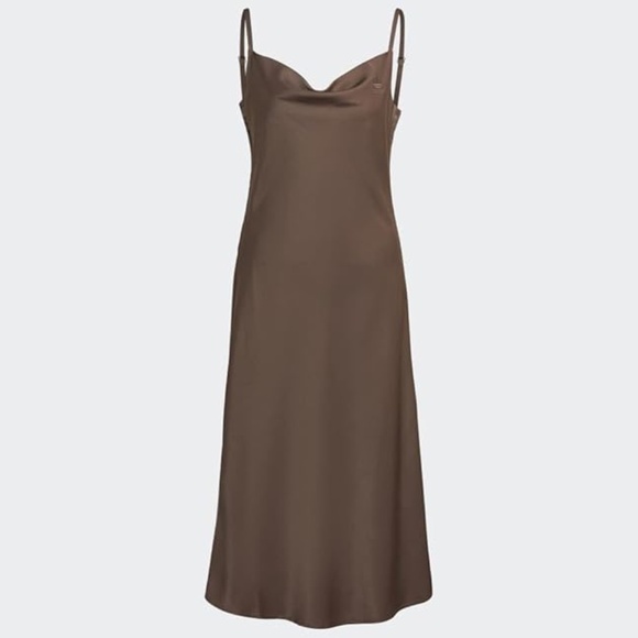ADIDAS SLIP-ON DRESS Size M Trace Brown - Picture 1 of 3